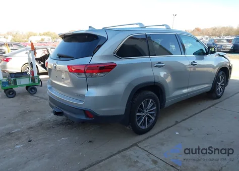 2018 Toyota Highlander Xle from USA, damaged, VIN 5TDJZRFH7JS872315